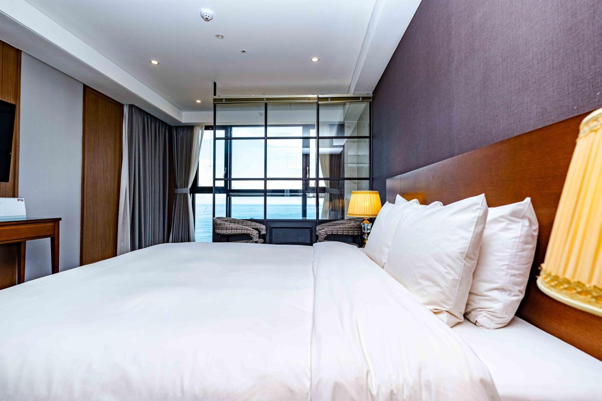 Dyne Oceano Hotel Jeju Exterior foto